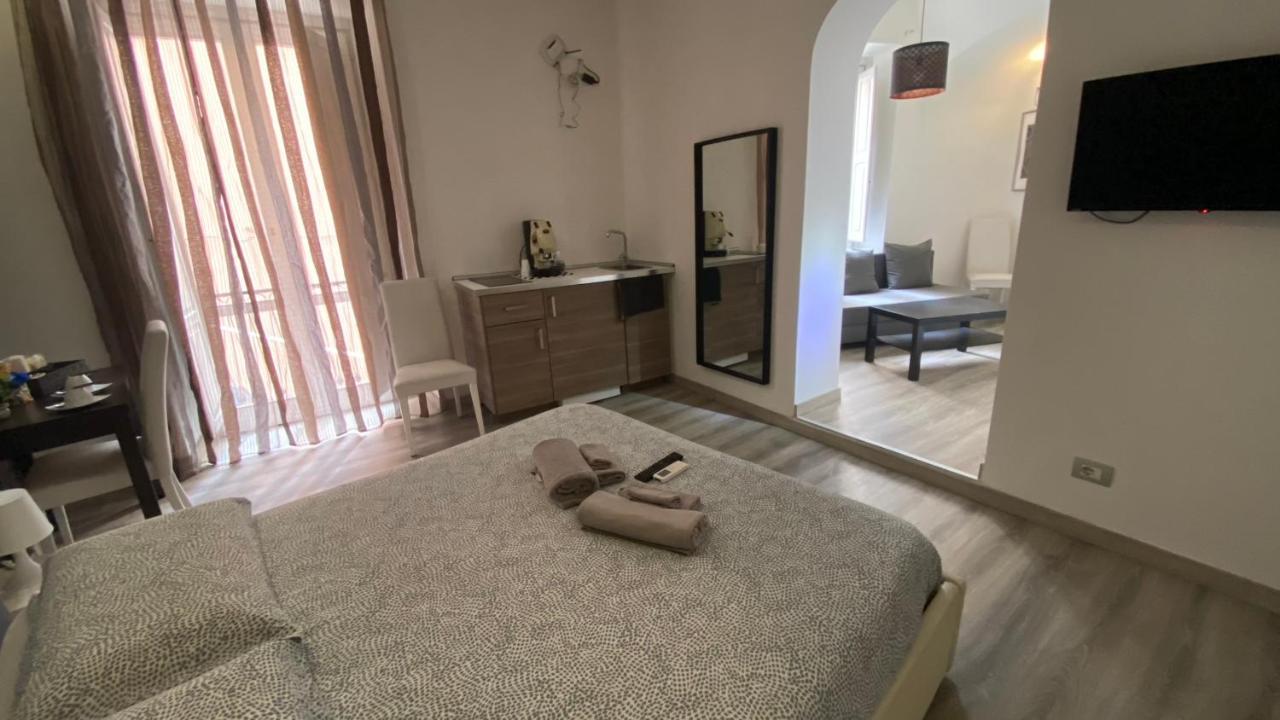 Petros Room Camere サレルノ エクステリア 写真